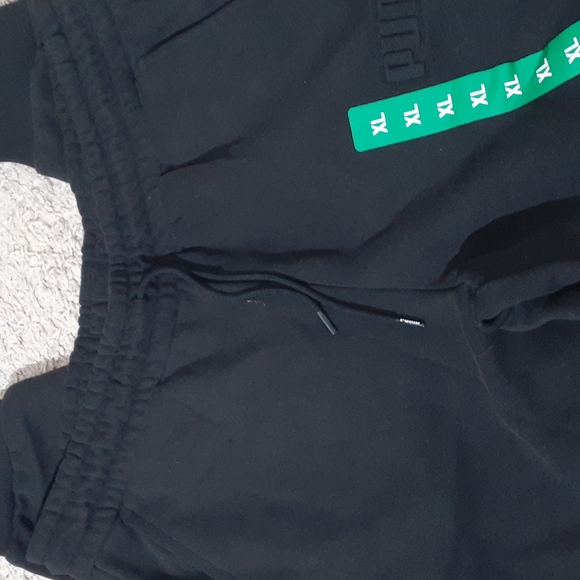 NWT Puma Drawstring Waist Sweatpants - Med., Large, XL - Black - Picture 3 of 5